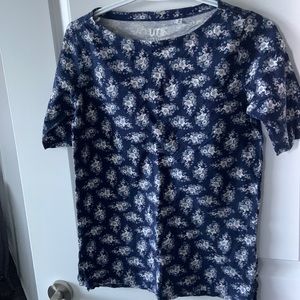 Uniqlo UT epice design tee